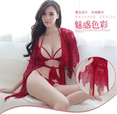 Il reggiseno sexy bianco delle mutandine 65-70kg ha messo la biancheria intima del pizzo ed il reggiseno 75D 80A 80B 85D 90D